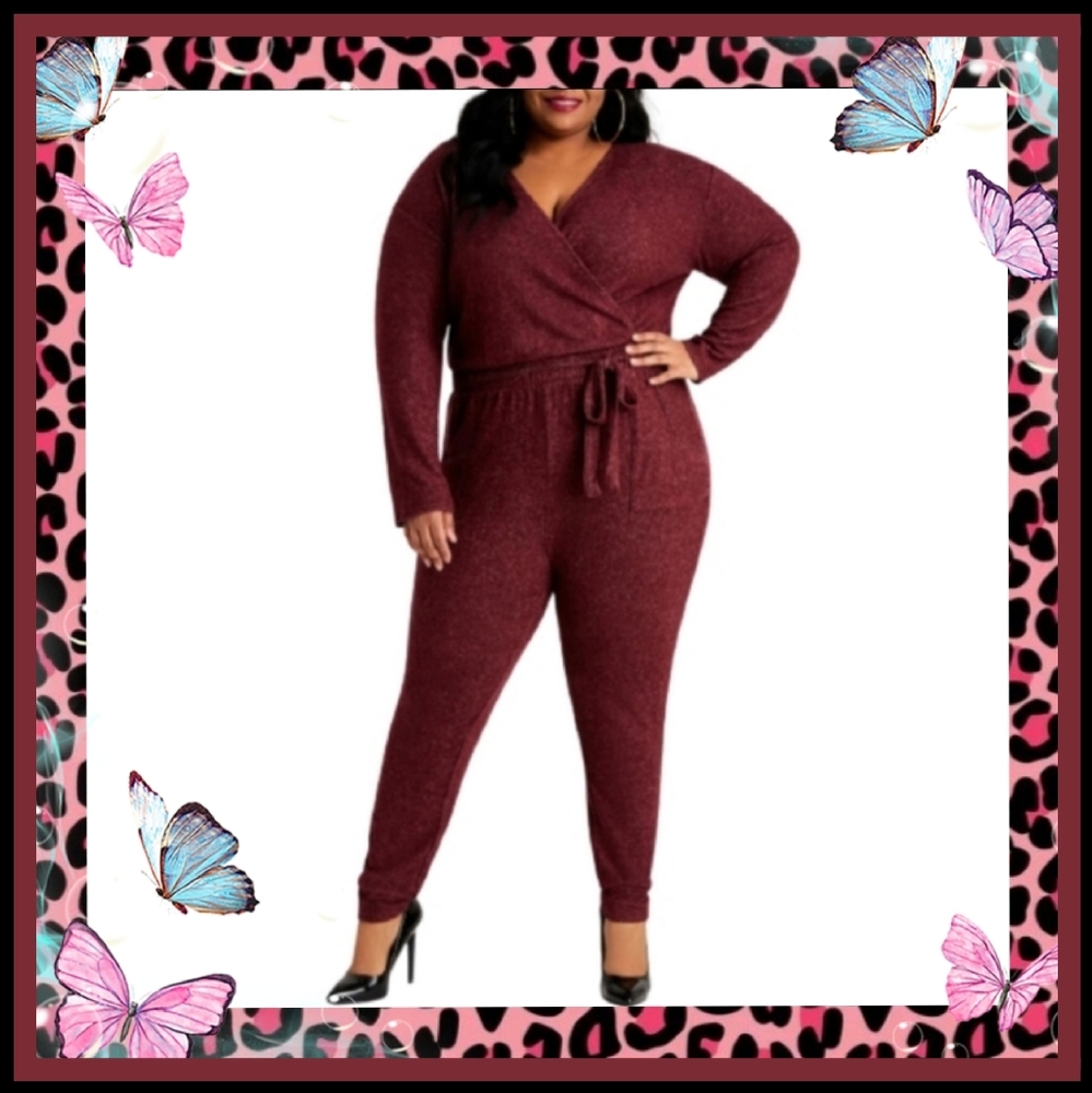 COZY & SEXY ☆ FAUX WRAP ☆ WINE BELTED JUMPSUIT ☆ 5x ☆ NWT